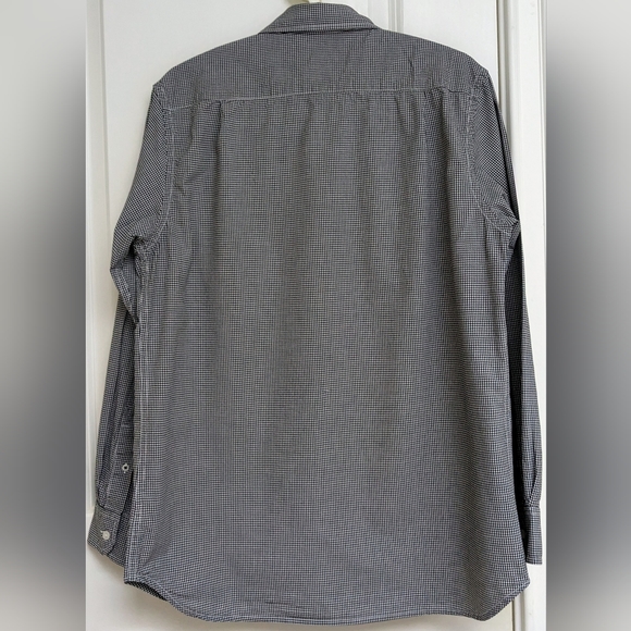 The Classic Gingham Button Down Shirt - size medium - Picture 2 of 5
